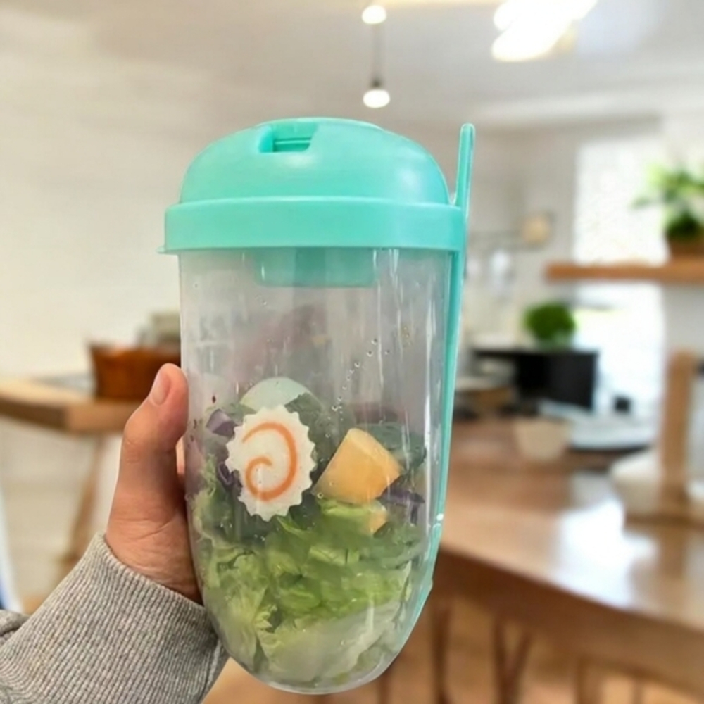 NEW Salad Cup On The Go Salad Shaker with Fork Color Blue‎